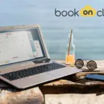 Arrangement with laptop at seaside